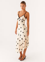 CARLOTA | VESTIDO MIDI CON BORDADOS NEGROS