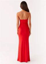 ANA | VESTIDO MAXI CON DETALLES FLORALES