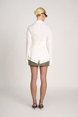 ALBANE | CAMISA ESTRUCTURADA CON DETALLE DRAPEADO