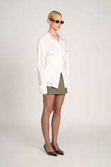 ALBANE | CAMISA ESTRUCTURADA CON DETALLE DRAPEADO