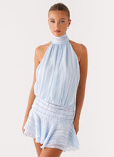 SÉRAPHINE | MINI VESTIDO HALTER PLISADO – CHAMPAGNE